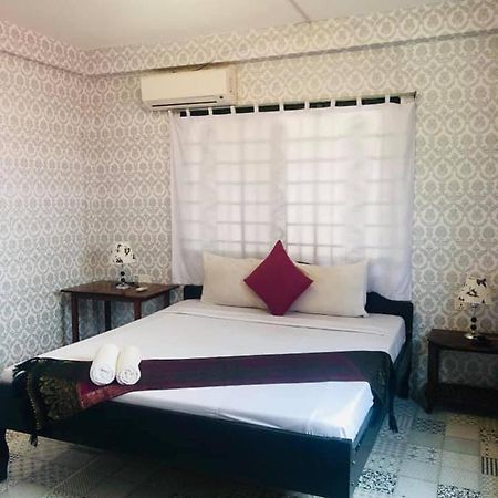 Route 66 Music Restaurant & Hostel Siem Reap Luaran gambar