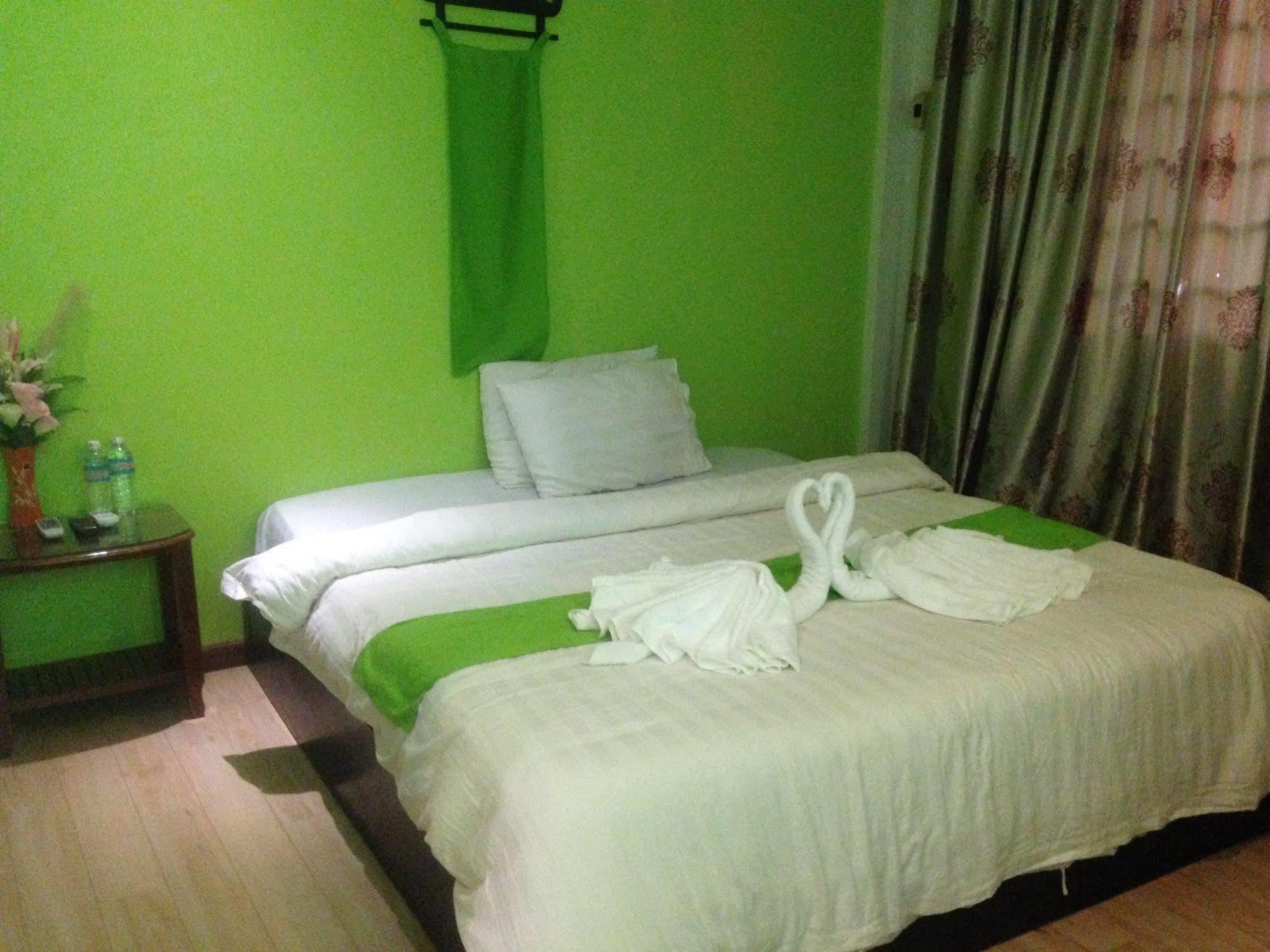 Route 66 Music Restaurant & Hostel Siem Reap Luaran gambar