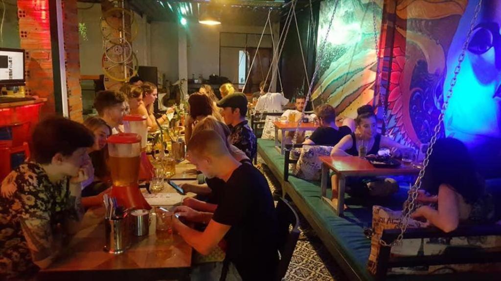 Route 66 Music Restaurant & Hostel Siem Reap Luaran gambar