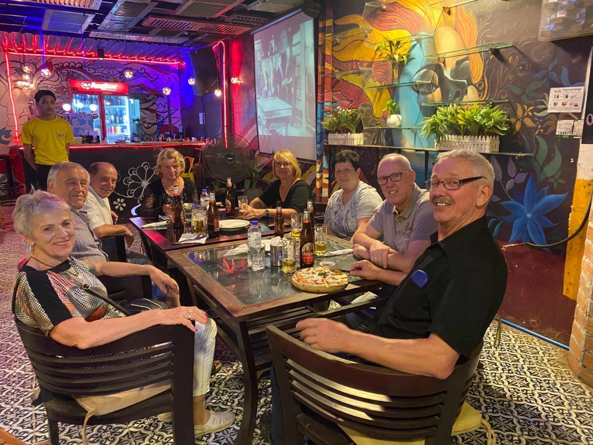 Route 66 Music Restaurant & Hostel Siem Reap Luaran gambar